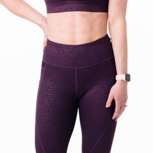 Zyia plum river light n tight capris